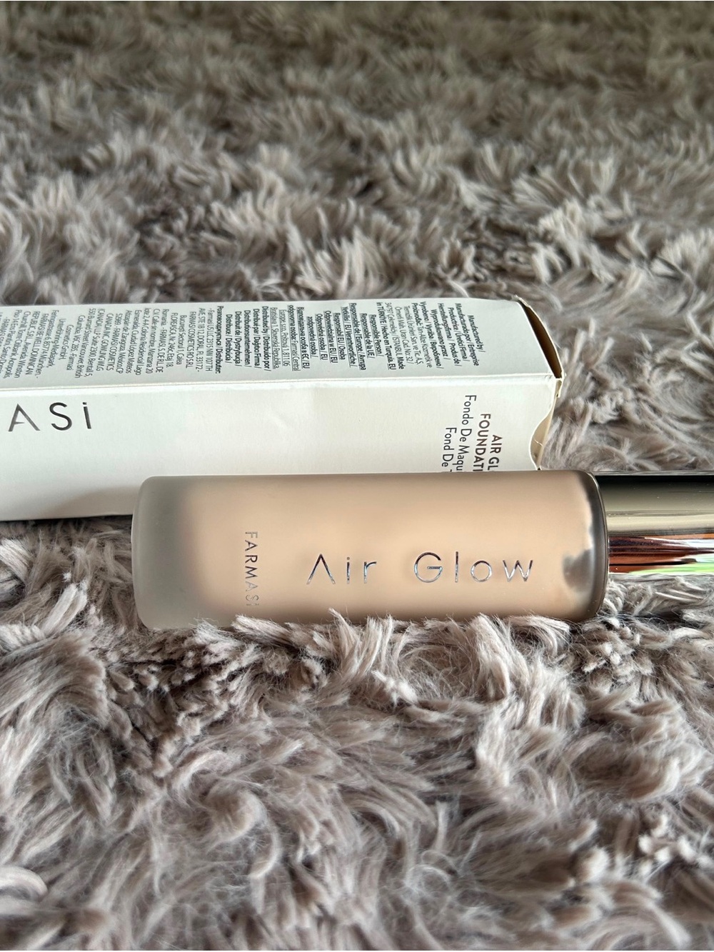 Farmasi Air Glow Liquid Foundation - Light Beige Bottle